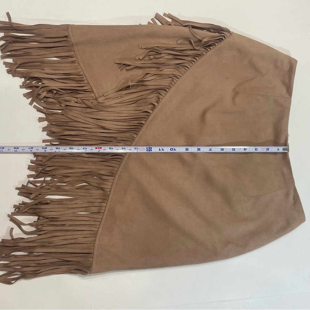 Tan Fringe Women's Skirt. Honey Punch. Size M. Cowgirl vibes. Pre-owned. - Picture 9 of 12